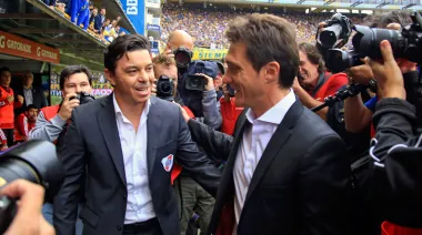 Barros Schelotto cara a cara con River, tras la final perdida con Boca en Madrid
