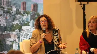Ciudades cuidadoras o retroceso conservador: el llamado urgente de Ana Falú