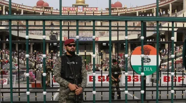 India lanza misiles contra Pakistán e Islamabad promete represalias