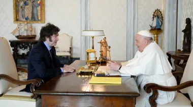 Javier Milei aseguró que el Papa Francisco "le dio a la motosierra a lo loco" en el Vaticano
