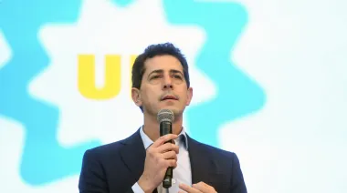 Wado de Pedro cuestionó la falta de definiciones del Gobierno sobre el recuento provisorio