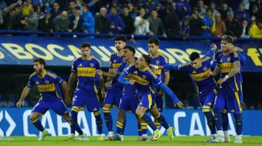 Ganó Boca, pasó a cuartos de final y estalló la grieta en la Bombonera