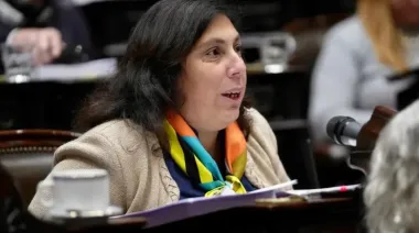 Paula Oliveto cuestionó a Adorni: “Cuadro de honor en el Club de la Casta”