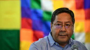 Bolivia en suspenso tras el misterioso giro de Luis Arce