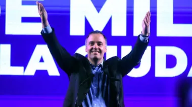 Manuel Adorni negó la denuncia por "supuestos pagos" en su cierre de campaña