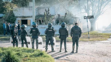 Asesinaron a un joven en Mar del Plata y vecinos incendiaron la casa del acusado