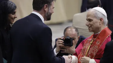 La ausencia de Trump y el debut católico de Vance opacan el inicio del papa León XIV
