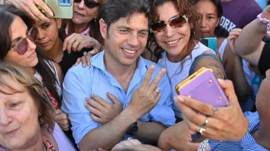 Axel Kicillof modificó por razones climáticas la fecha de lanzamiento de su espacio político