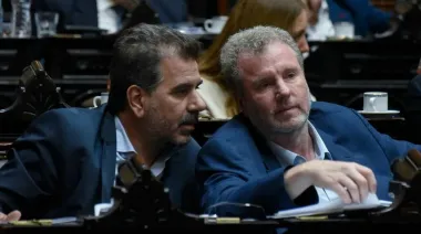 Proponen incorporar el voto digital y por correo para combatir la baja participación electoral