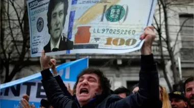Milei busca movilizar USD 270.000 millones en billetes no declarados
