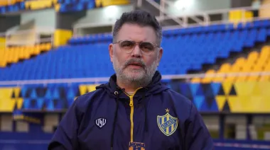 Atlanta busca volver a Primera y lanzó una campaña con Sebastián De Caro