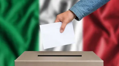Italia decide su futuro laboral y migratorio en cinco referéndums simultáneos