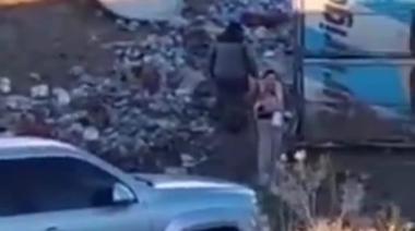 Un camionero murió tras volcar en Ruta 40 y vecinos saquearon la mercadería