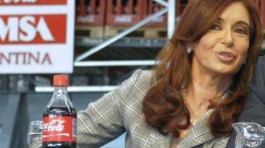 El día que Cristina Kirchner pidió comprar Coca-Cola en envase de vidrio: ¿Qué escondía?