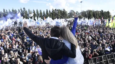 Kicillof lanzó su fuerza política: "No vine a explicarles lo que está ocurriendo en la Argentina, lo conocen porque lo sufren todos los días"