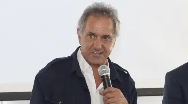 Economistas cercanos al Gobierno cruzaron a Scioli por su idea de “sincerar” los datos de turismo: “Ridículo”