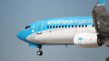 Los pilotos de Aerolíneas Argentinas anunciaron un paro para el martes 10 de junio