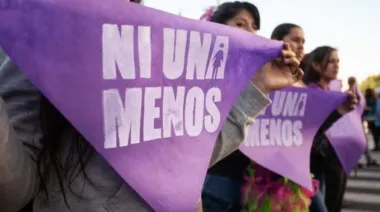 Marilina Bertoldi, Emilia Mernes, Ni Una Menos y los Jubilados