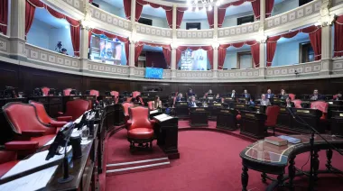 Freno a la reelección indefinida en la Legislatura bonaerense: se cayó la sesión por falta de quórum