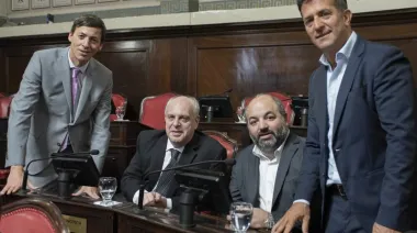 Celebró la oposición: se tiraron flores en el Senado bonaerense tras la sesión caída