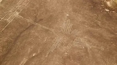 Perú reduce la zona protegida de las Líneas de Nazca pese a la amenaza minera