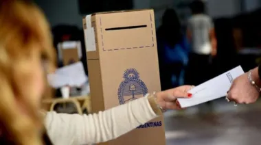 Arrancaron las elecciones en Misiones: más de un millón de votantes están en las urnas