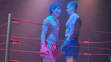 El debut de Agustín Monzón como boxeador en teatro