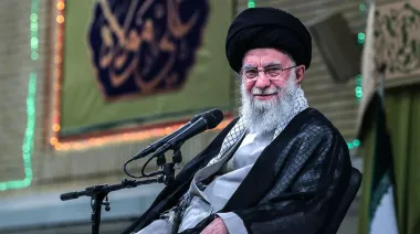 Irán lanza un contraataque masivo tras los bombardeos de Israel