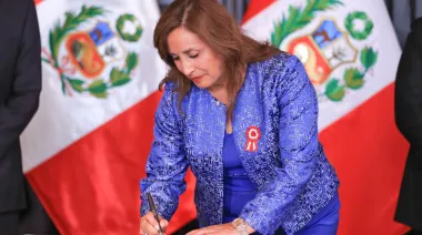 Perú reduce el IGV al 14% a partir de 2026 pese a alertas del Fondo Monetario Internacional