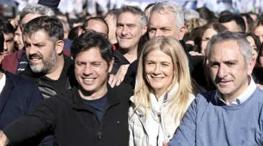 El sector de Kicillof insiste con la “apertura” del peronismo y llegar a los “apartidarios”