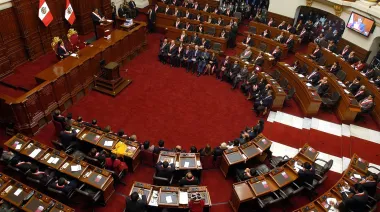 Perú: el Congreso aprueba una ley que podría liberar a violadores de derechos humanos