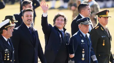Encendida defensa de Milei de las Fuerzas Armadas: "Los utilizaron como un chivo expiatorio"