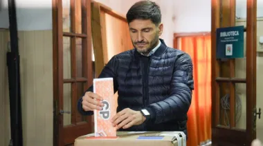 Santa Fe va a las urnas: Pullaro se juega su hegemonía en la pulseada clave por Rosario