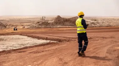 Níger expulsa a Orano y nacionaliza su planta de uranio en plena disputa con Francia