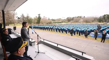 Kicillof encabezó la jura de más de 2.700 cadetes de la Policía bonaerense