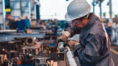 Menos salario, más estrés: el ajuste golpea incluso a los trabajadores formales