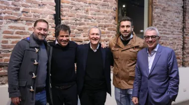 Facundo Manes cerró con Juan Schiaretti, mientras reina el caos en el PRO y la UCR