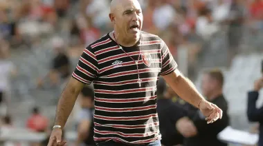 Juan Manuel Llop criticó a Lionel Messi: “¿Qué hizo por Newell's?”
