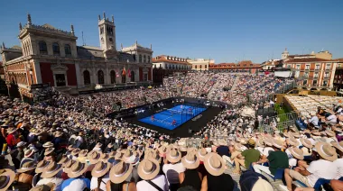Valladolid volvió a latir con el Premier Padel en la Plaza Mayor