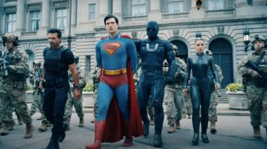 Superman: “Clark Kent es su oportunidad de hacer cosplay de una persona normal”
