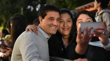 Maxi Abad homenajeó a Alem y los militantes lo liquidaron por un posible "pacto" con Milei