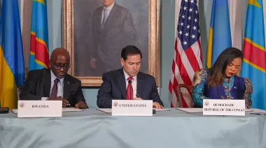 Congo y Ruanda firman un acuerdo de paz en Washington con mediación de Estados Unidos