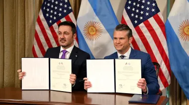 Petri selló un acuerdo estratégico con Estados Unidos: ciberdefensa y frontera terrestre