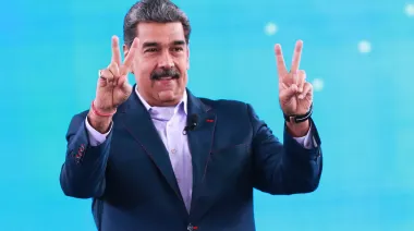 Venezuela inaugura la primera fábrica de municiones Kalashnikov en América