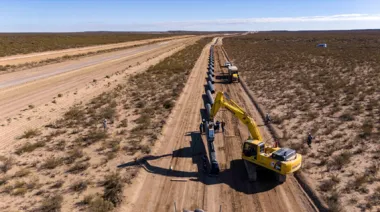 Petroleras consiguen U$S 2.000 millones y lanzan la obra que puede cambiar la exportación argentina