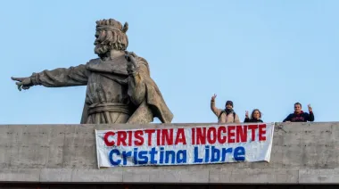 El kirchnerismo no cede y quiere que "Cristina Libre" sea el eje de la campaña en PBA