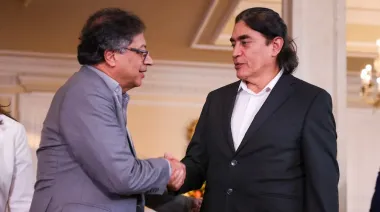 Colombia: Gustavo Bolívar propone regular a los influencers políticos