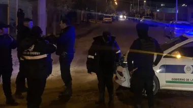 Asesinan a una sargento de la Policía del Chubut durante un intento de robo