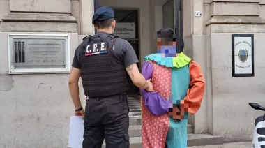 Un payaso con pocas pulgas: lo detuvieron tres veces en siete meses por provocar disturbios en la vía pública