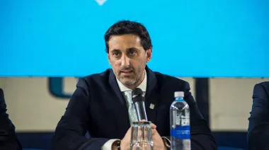 Diego Milito presentó un informe sobre sus primeros seis meses en Racing